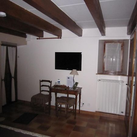 La Frandomiere Bed & Breakfast Saint-Martin-de-Londres Oda fotoğraf
