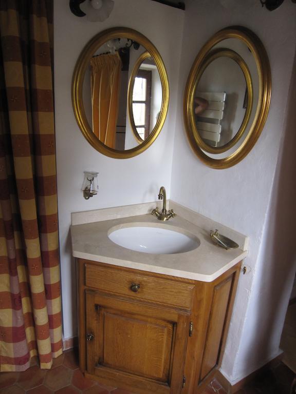 La Frandomiere Bed & Breakfast Saint-Martin-de-Londres Dış mekan fotoğraf