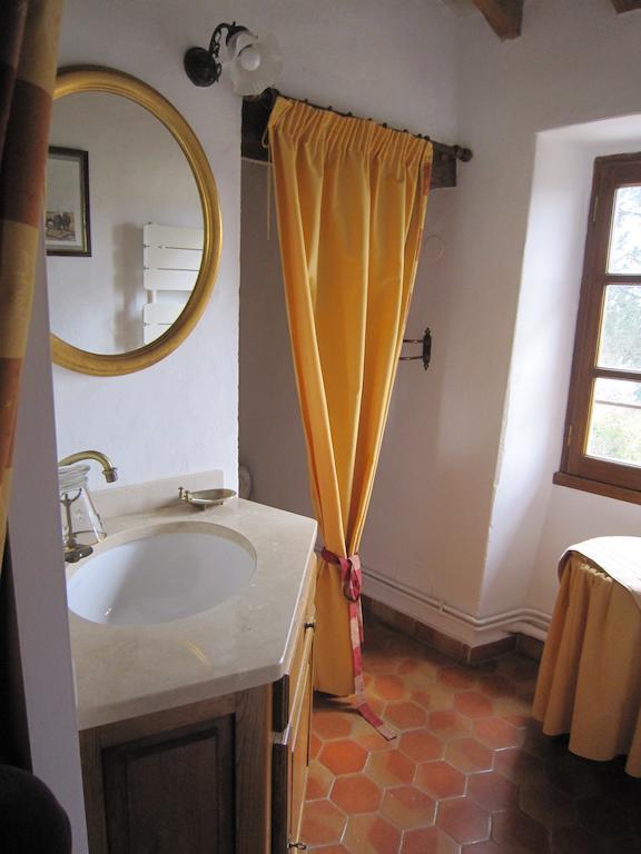 La Frandomiere Bed & Breakfast Saint-Martin-de-Londres Dış mekan fotoğraf