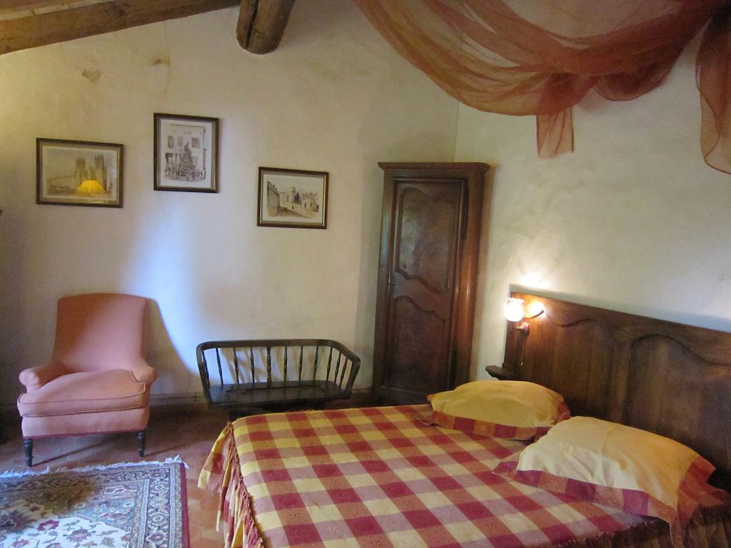 La Frandomiere Bed & Breakfast Saint-Martin-de-Londres Dış mekan fotoğraf