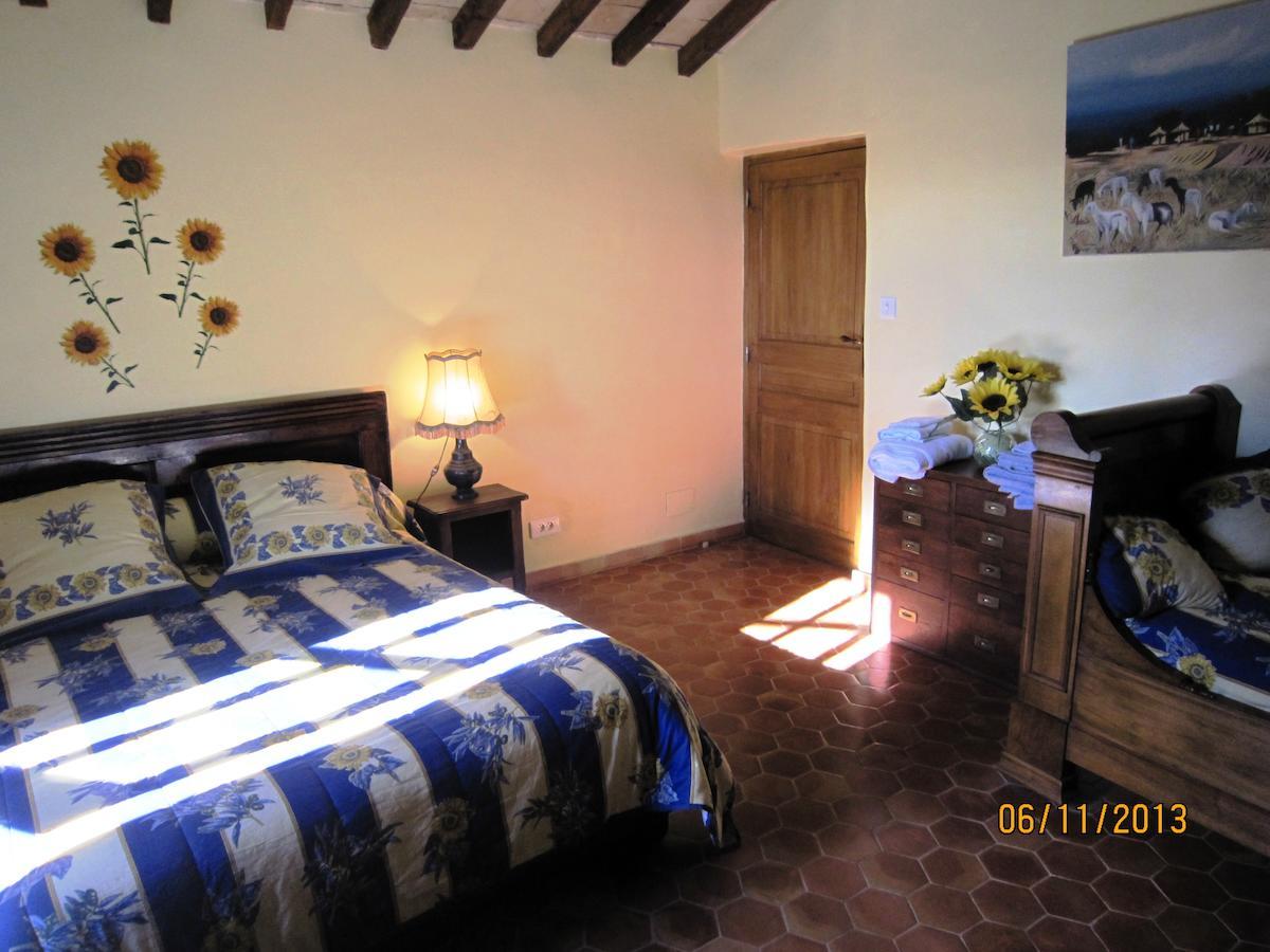 La Frandomiere Bed & Breakfast Saint-Martin-de-Londres Oda fotoğraf